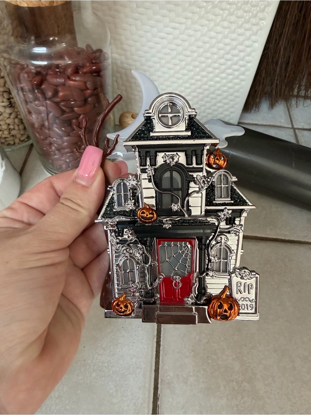 Bath and body works Silver Haunted House Nightlight Wallflower Plug Red Door
